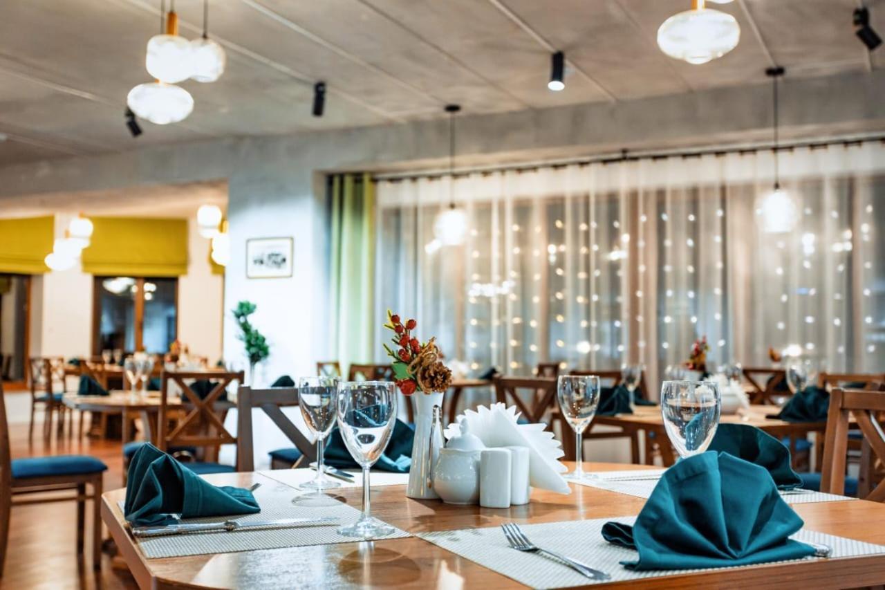 Park Hotel Kokshetau Shchūchīnsk المظهر الخارجي الصورة
